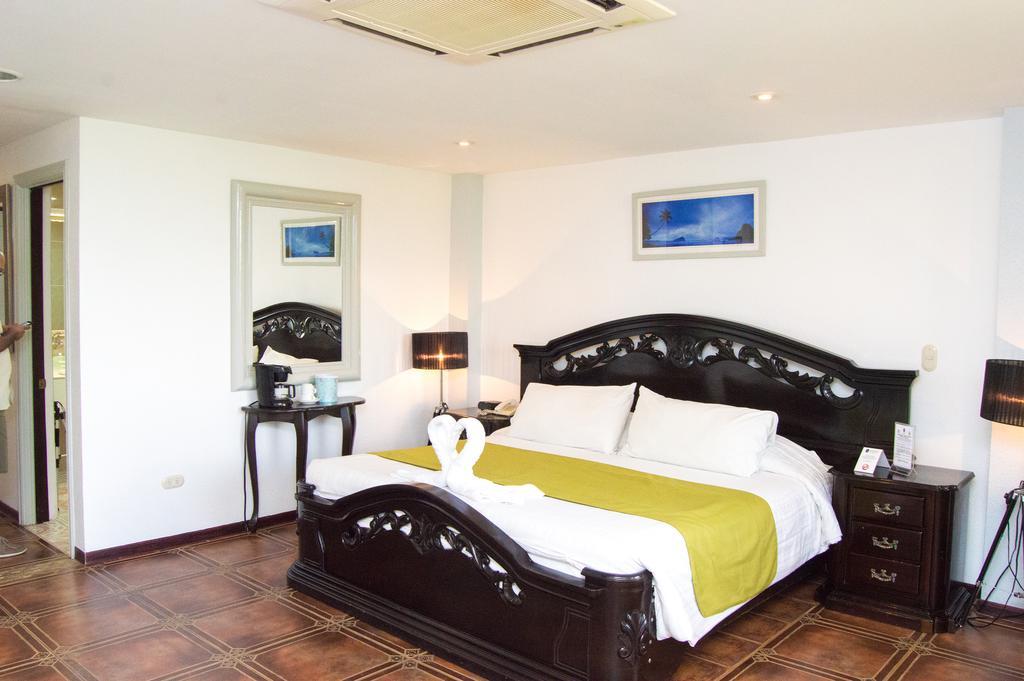 La Mansion Inn 曼努埃尔安东尼奥 外观 照片